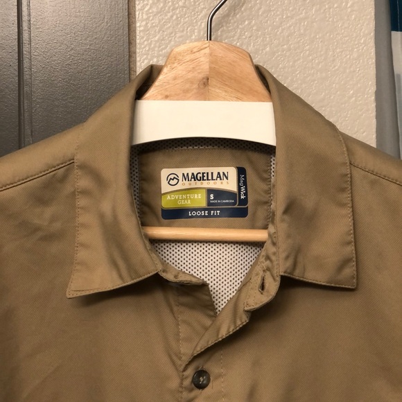 Magellan (Columbia) Tan Quick Dry Mag Wick Short Sleeve Button Up Fishing Shirt - Picture 3 of 5